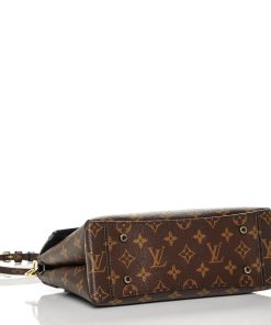 Alternative view of LOUIS VUITTON Monogram One Handle Flap Bag MM