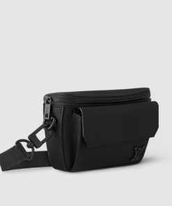 Alternative view of Louis Vuitton M83563 Pilot Wearable Wallet